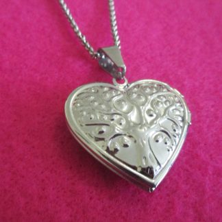heart locket